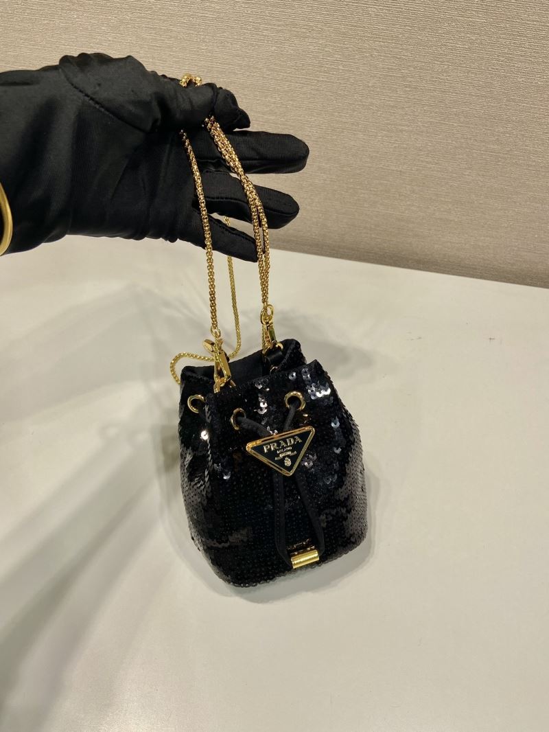 Pra*a bucket bags